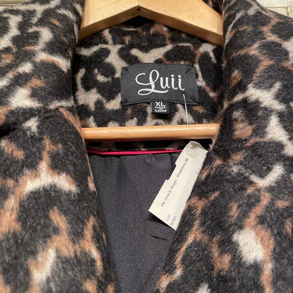 Luii XL Leopard Animal Print Jacket | French Boutique Style, Old Money, Snap NWT - Picture 3 of 12